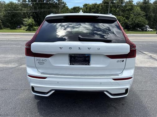 Crystal White 2026 Volvo XC60 B5 Plus