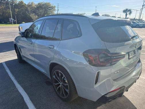 2024 BMW X3 M40i