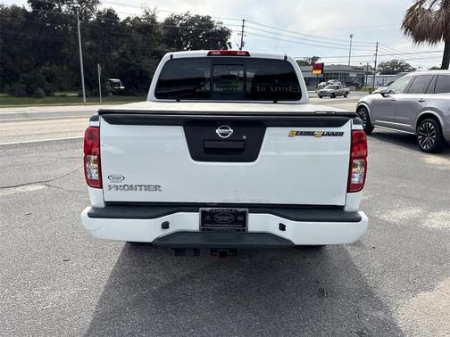 2016 Nissan Frontier Desert Runner