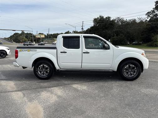 2016 Nissan Frontier Desert Runner