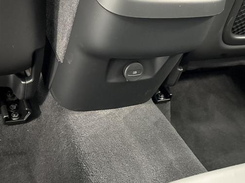 Gray Metallic 2026 Volvo XC60 B5 Ultra