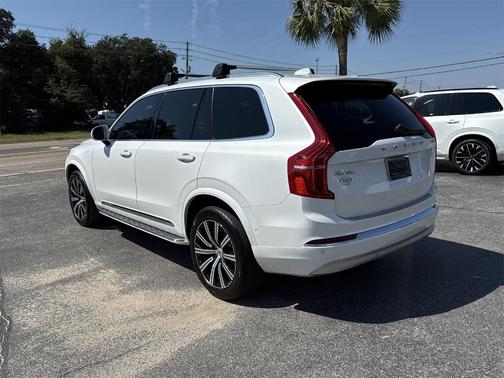2022 Volvo XC90 Recharge Plug-In Hybrid T8 Inscription Extended Range 7P