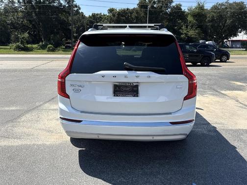 2022 Volvo XC90 Recharge Plug-In Hybrid T8 Inscription Extended Range 7P