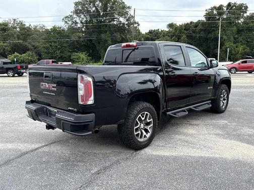 2022 GMC Canyon AT4 w/Leather