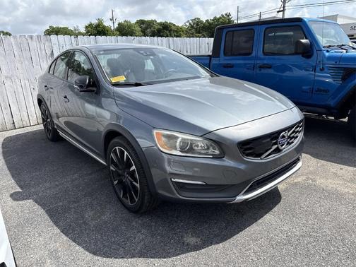 2016 Volvo S60 Cross Country T5 Platinum
