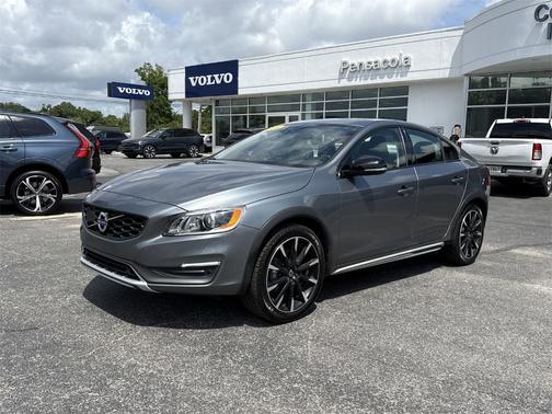 2016 Volvo S60 Cross Country T5 Platinum