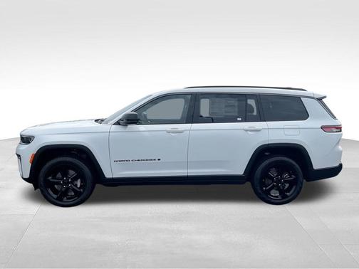 Bright White Clearcoat 2026 Jeep Grand Cherokee L Limited