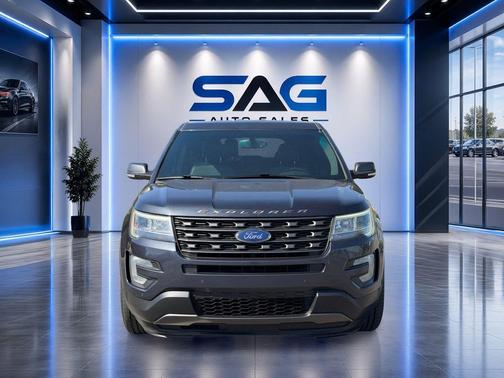Quartz Metallic 2017 Ford Explorer XLT