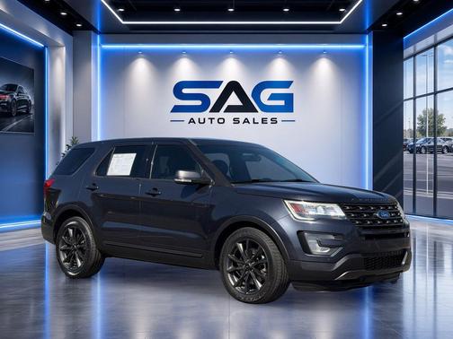 Quartz Metallic 2017 Ford Explorer XLT
