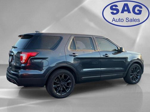 Quartz Metallic 2017 Ford Explorer XLT