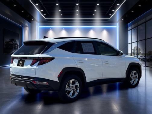 White Pearl 2024 Hyundai TUCSON SEL