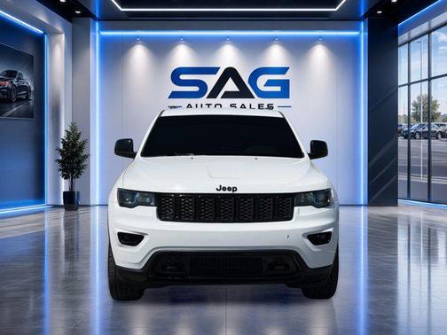 Bright White Clearcoat 2020 Jeep Grand Cherokee Upland