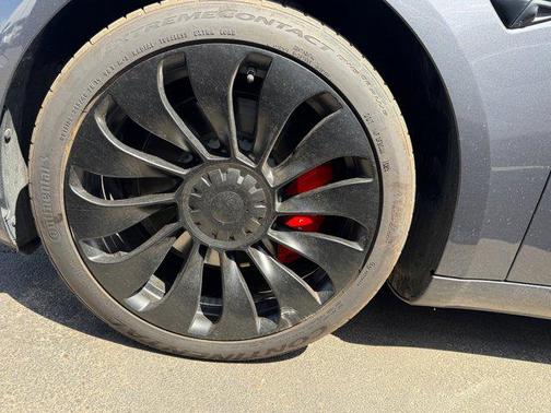 Gray 2022 Tesla Model 3 Performance
