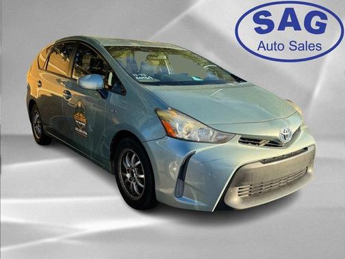 2015 Toyota Prius v Three