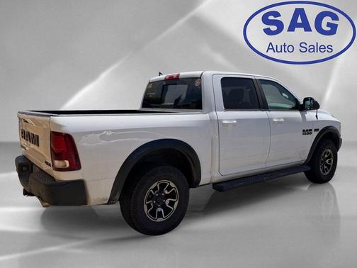 Bright White Clearcoat 2018 RAM 1500 Rebel