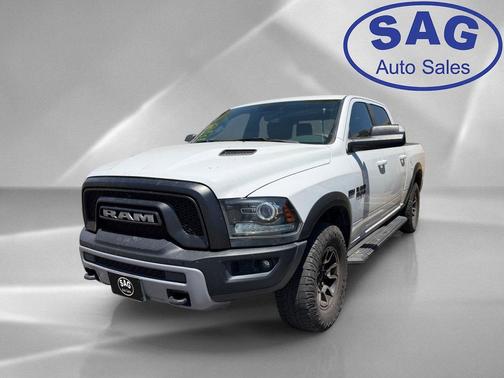 Bright White Clearcoat 2018 RAM 1500 Rebel