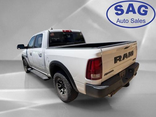 Bright White Clearcoat 2018 RAM 1500 Rebel