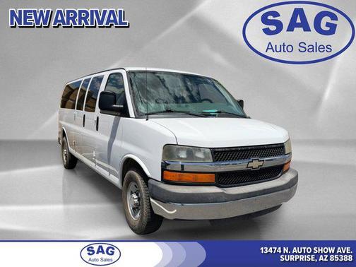 Summit White 2015 Chevrolet Express 3500 LT