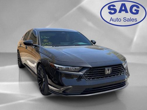 Crystal Black Pearl 2023 Honda Accord Hybrid Sport