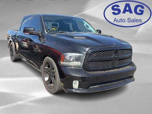 Brilliant Black Crystal Pearlcoat 2018 RAM 1500 Night Crew Cab 4x2 5'7' Box