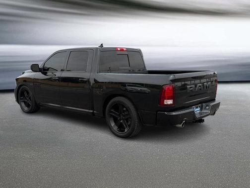 Brilliant Black Crystal Pearlcoat 2018 RAM 1500 Night Crew Cab 4x2 5'7' Box