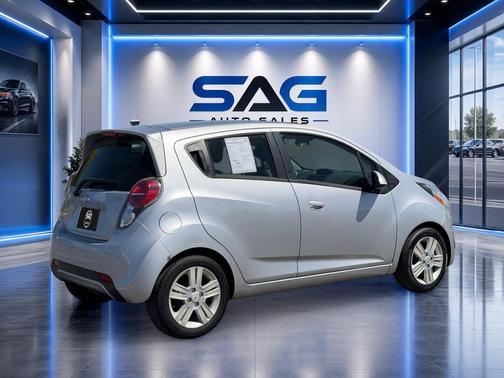 Silver Ice 2015 Chevrolet Spark 1LT