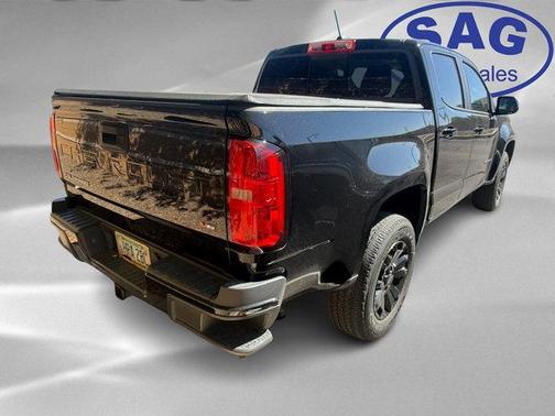 Black 2022 Chevrolet Colorado LT