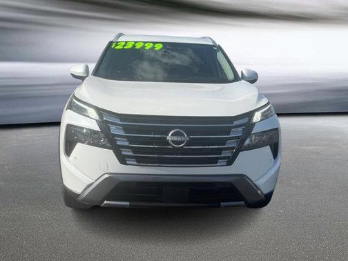 2024 Nissan Rogue SL