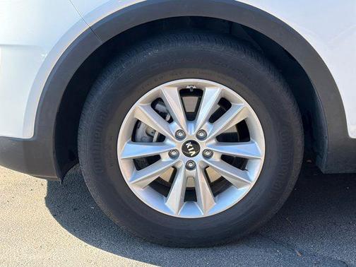 Snow White Pearl 2020 Kia Sorento LX