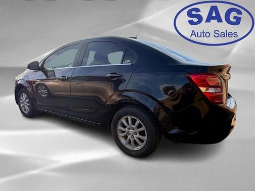 Mosaic Black Metallic 2017 Chevrolet Sonic LT