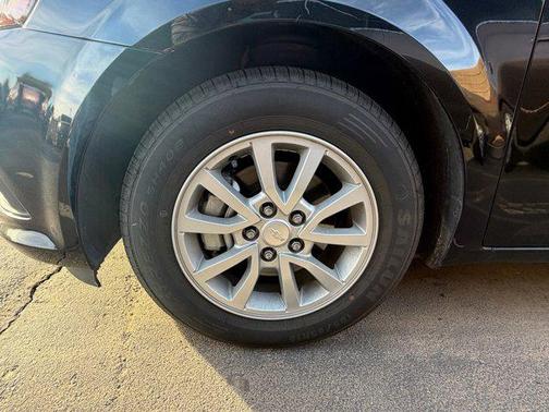 Mosaic Black Metallic 2017 Chevrolet Sonic LT