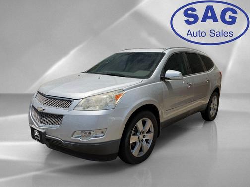 Silver Ice Metallic 2010 Chevrolet Traverse LTZ