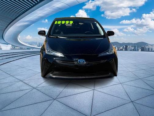 2021 Toyota Prius L