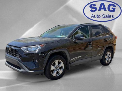 Midnight Black Metallic 2020 Toyota RAV4 XLE