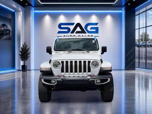 Bright White Clearcoat 2019 Jeep Wrangler Unlimited Sahara