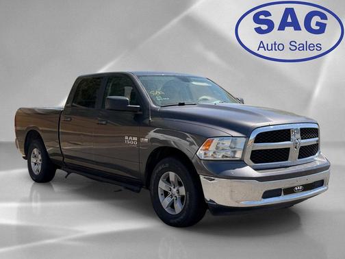 Granite Crystal Metallic Clearcoat 2020 RAM 1500 Classic SLT