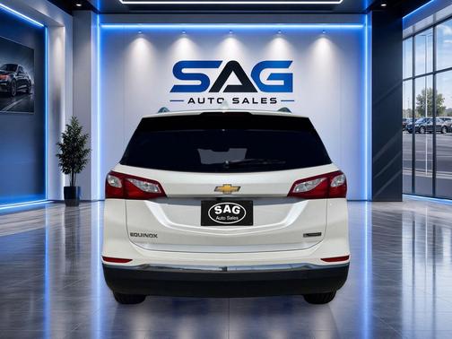 Iridescent Pearl Tricoat 2018 Chevrolet Equinox Premier