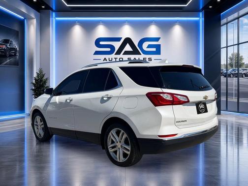 Iridescent Pearl Tricoat 2018 Chevrolet Equinox Premier