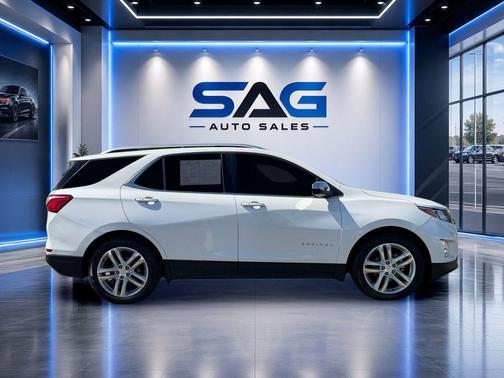 Iridescent Pearl Tricoat 2018 Chevrolet Equinox Premier