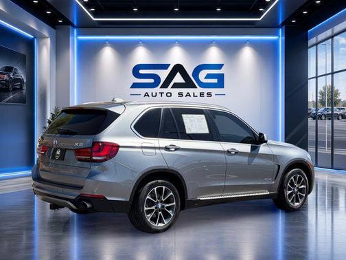 Space Gray Metallic 2015 BMW X5 xDrive35i