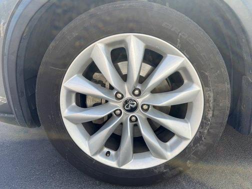 2019 INFINITI QX50 Luxe