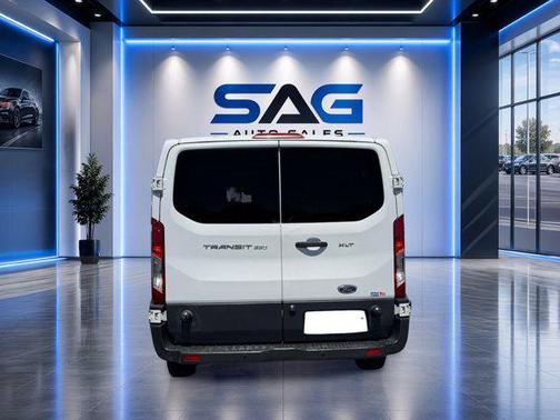 Oxford White 2017 Ford Transit-350 XLT