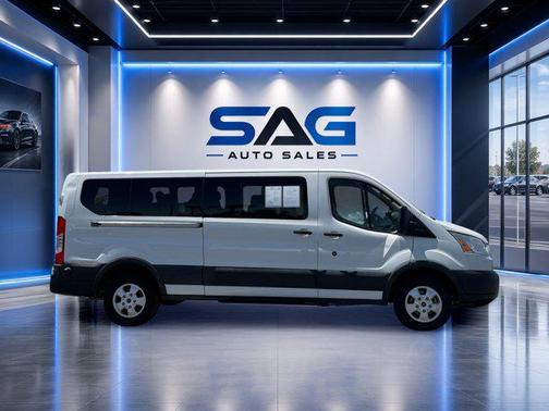 Oxford White 2017 Ford Transit-350 XLT