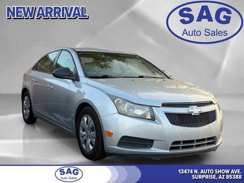 Silver Ice Metallic 2013 Chevrolet Cruze LS