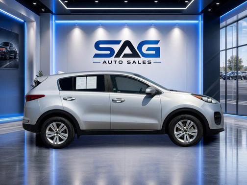 Sparkling Silver 2019 Kia Sportage LX