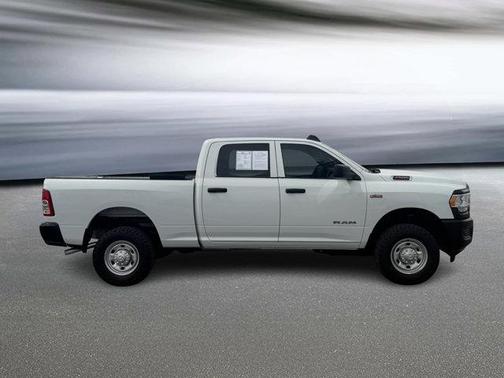 Bright White Clearcoat 2021 RAM 2500 Tradesman Crew Cab 4x4 6'4' Box