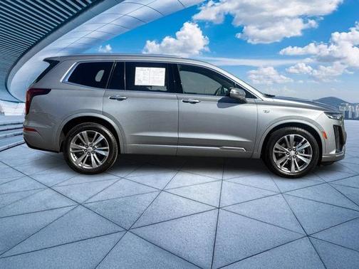 2025 Cadillac XT6 Premium Luxury FWD