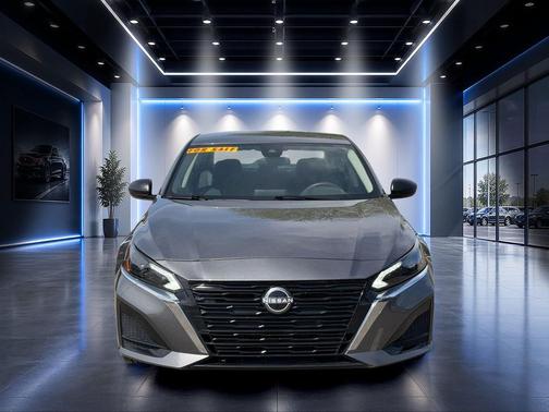 Gun Metallic 2025 Nissan Altima SV FWD