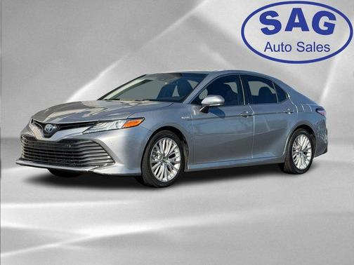 2018 Toyota Camry Hybrid XLE