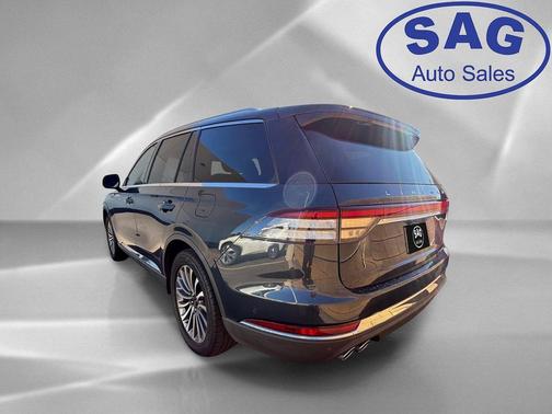 Blue Metallic 2022 Lincoln Aviator Reserve